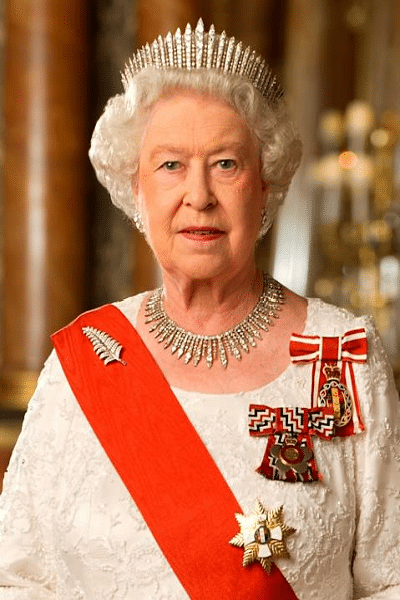 Queen Elizabeth Ⅱ